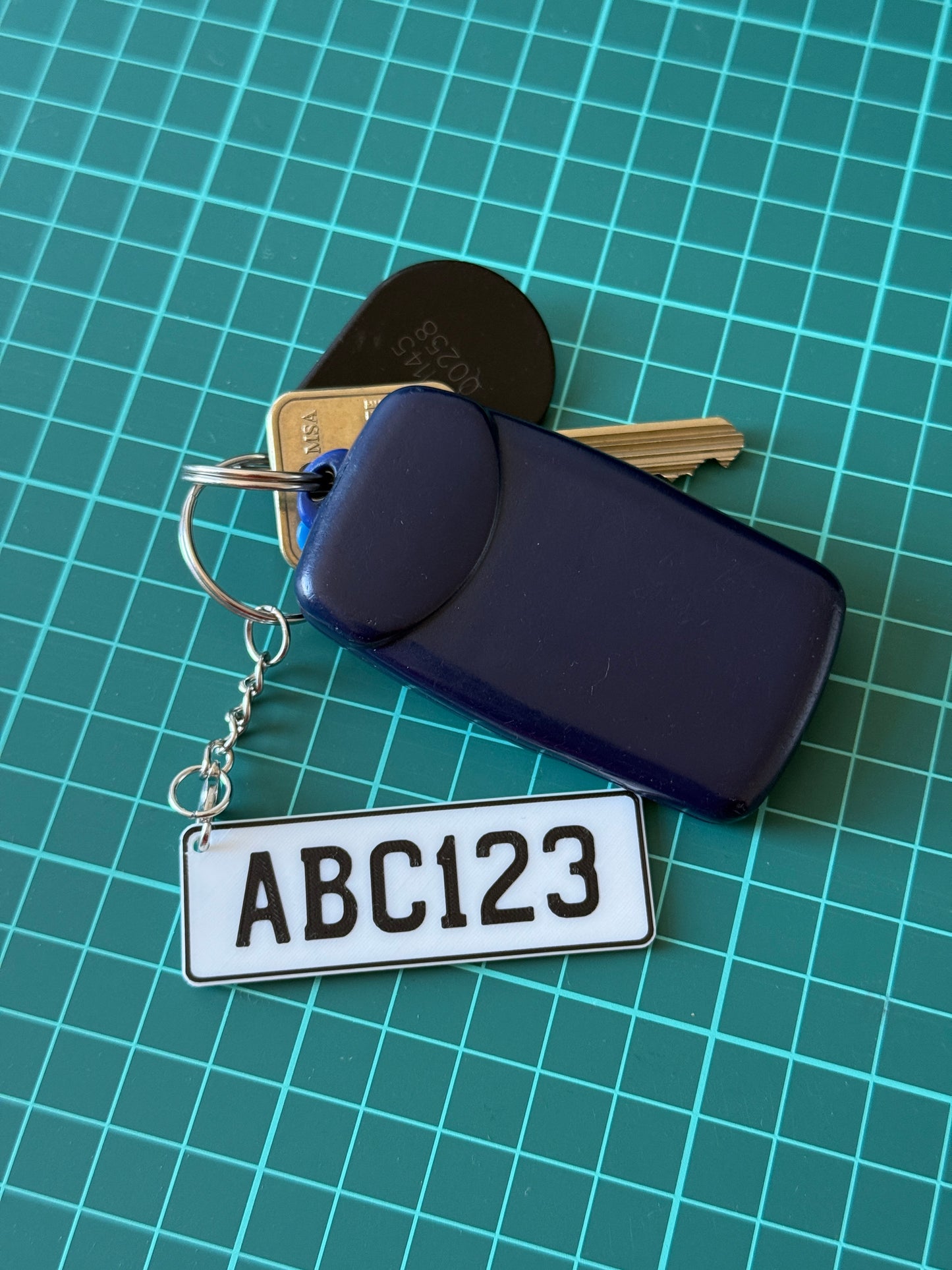 Custom NZ License Plate Keychain (Standard)